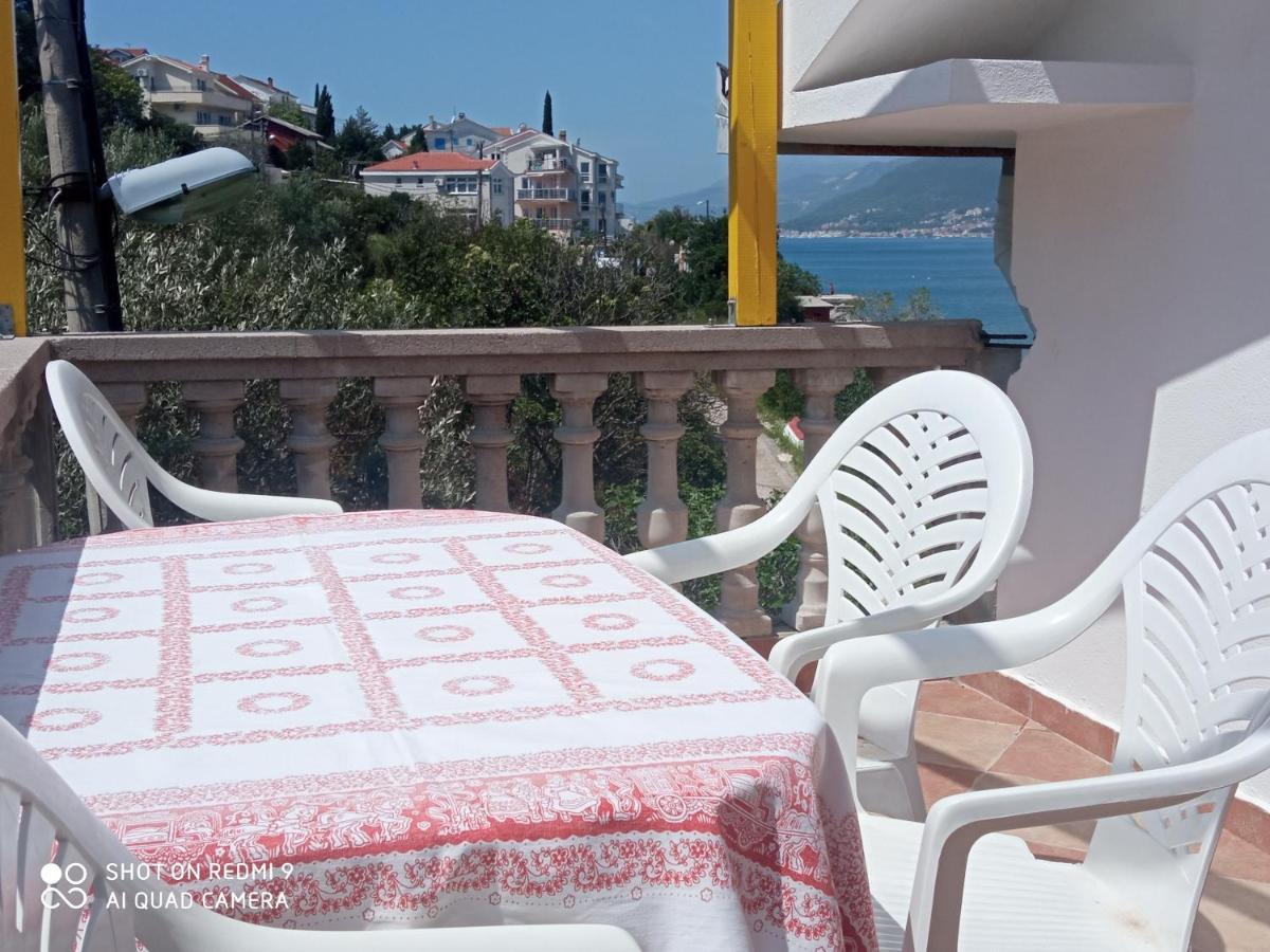 Apartments Petrovic Tivat Ngoại thất bức ảnh
